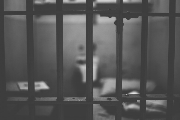 Muž z Plzně má na svědomí 19 případů vloupání, skončil ve vazbě