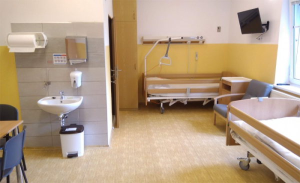 Klatovská nemocnice otevřela nové prostory oddělení zdravotně sociálních lůžek