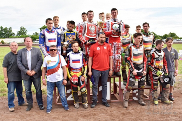 Plochá dráha v Plzni hostila juniorské mistrovství světa družstev