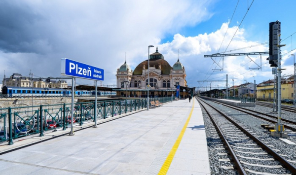Historickou výpravní budovu na plzeňském hlavním nádraží čeká rekonstrukce