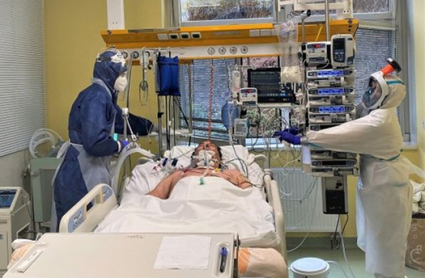 V plzeňských nemocnicích se opět navyšují počty pacientů s covidem
