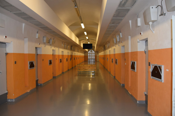 Smrt odsouzeného v plzeňské věznici nebyla vraždou, uzavřela policie