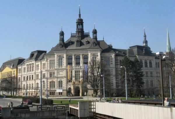 Muzea a galerie Plzeňského kraje se otevírají veřejnosti